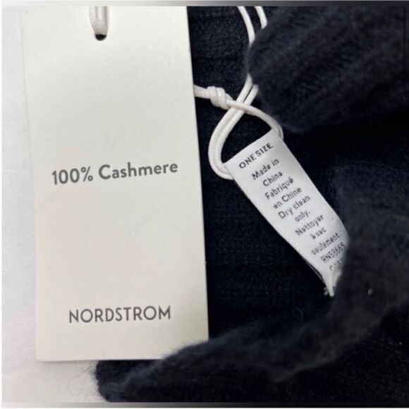NWT Nordstrom Cashmere Beanie Black